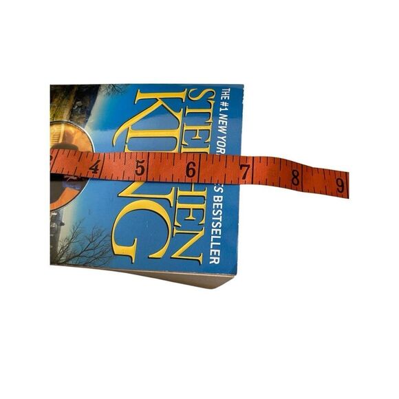 From A Buick8 By Steven King Paperback Book Horror Novel Thriller Suspense - Picture 11 of 13